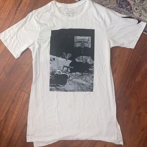 Basketball on the Moon NIKE Dri-Fit Tee White Black Check Sleeve Mens T-Shirt